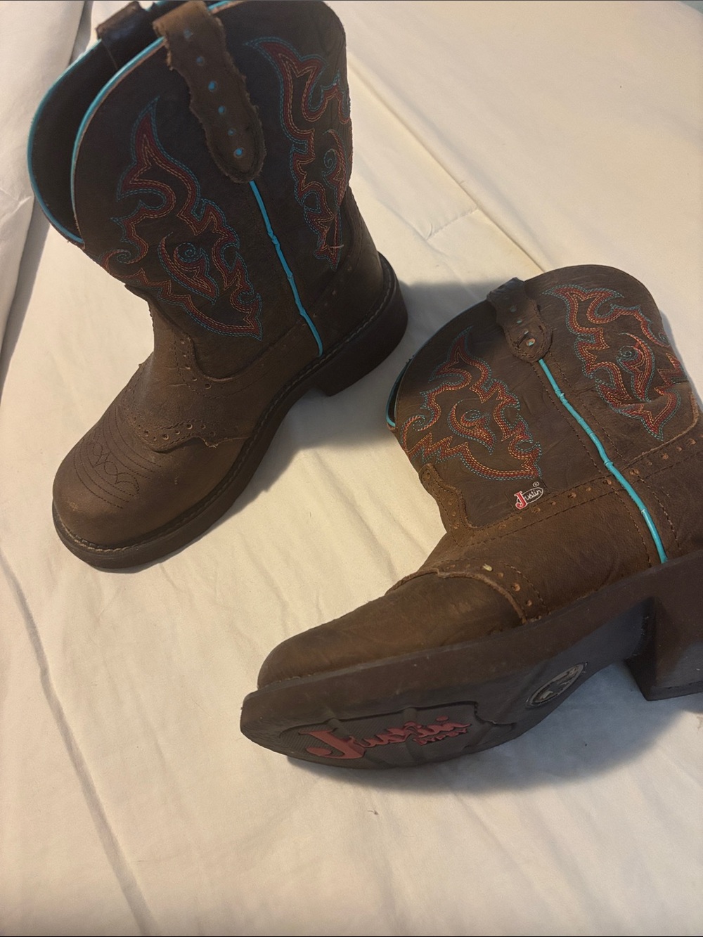 Justin Boots Brown with Turquoise Accent Women's Heeled Cowboy Boots